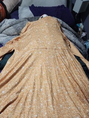 SHEIN Mustard Floral Maxi Dress